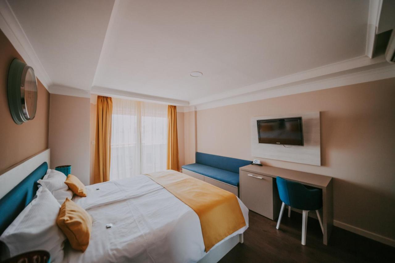 Rooms Nadia Stara Baska Exterior photo